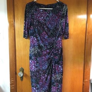 Fitted purple print dress w/ Shirring detail  - 8